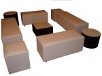 Lounge 18 (02 mesas de canto cilíndrica , 01 mesa de centro cubo,02 puffs cubo 1 lugar,02 puffs retangular 2 lugares,02 puffs retangular 3 lugares )