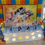 Teen  Musical 2 ,para todas as idades! fazemos em outras cores de bal�es !com mesa estrela