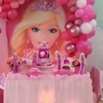 Decora��o Barbie Mini tablet. Montamos com cilindros tamb�m.