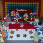 Decora��o circo 
Fazemos tamb�m com painel de circo.