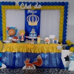Pequeno príncipe com cortinado