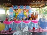 Tema completo com 2 cenrios de cho: R$ 170,00
Mesa do bolo: R$ 50,00 ( opcional )
Buchinhas do cho: R$ 25,00 (opcional)