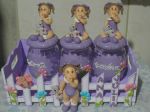 kit de bebe.contem a cesta e os potes de algodão.cotonete e acessórios