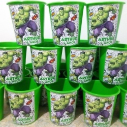 Balde de pipoca Hulk.