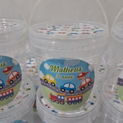 BALDINHO TRANSPARENTE COM TAMPA, 500ML, PERSONALIZADO. Carrinhos, trânsito.