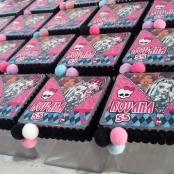 Caixinha Monster High