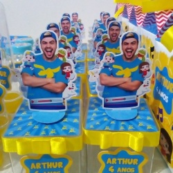 Caixinha Felipe Neto