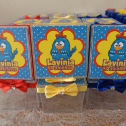 Caixinha Galinha pintadinha
