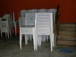 TRABALHAMOS COM MESAS E CADEIRAS DE PARCEIROS PARA LOCAAO PARA GRANDES E PEQUENOS EVENTOS